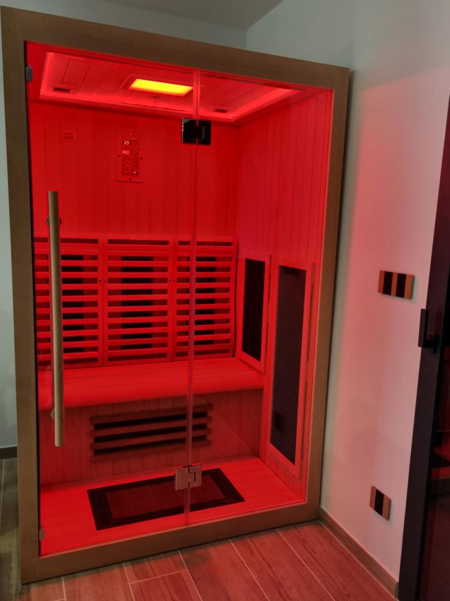 Le Cocoon - Jacuzzi, Sauna Et Piscine Privee 卡庞特拉 外观 照片